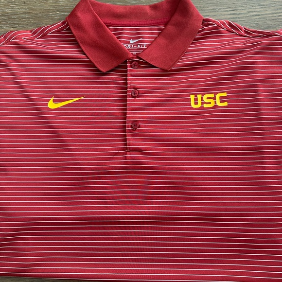 Nike Dri Fit  USC Trojans Short Sleeve Polo Shirt Size XXL Gently Worn - Picture 1 of 4